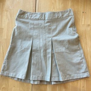 Cat & Jack girls khaki skirt size 16